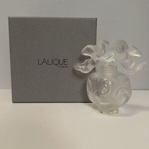 Lalique Paris Falcon Nuage perfume Bottle with double cherub stopper NWT